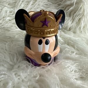 Mickey Mouse Flip Top King Crown Ringling Bros and Barnum & Bailey 2001